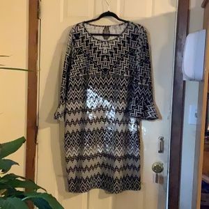 Bell sleeve dress